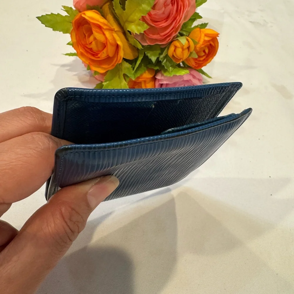 Authentic Louis Vuitton Blue Epi Wallet